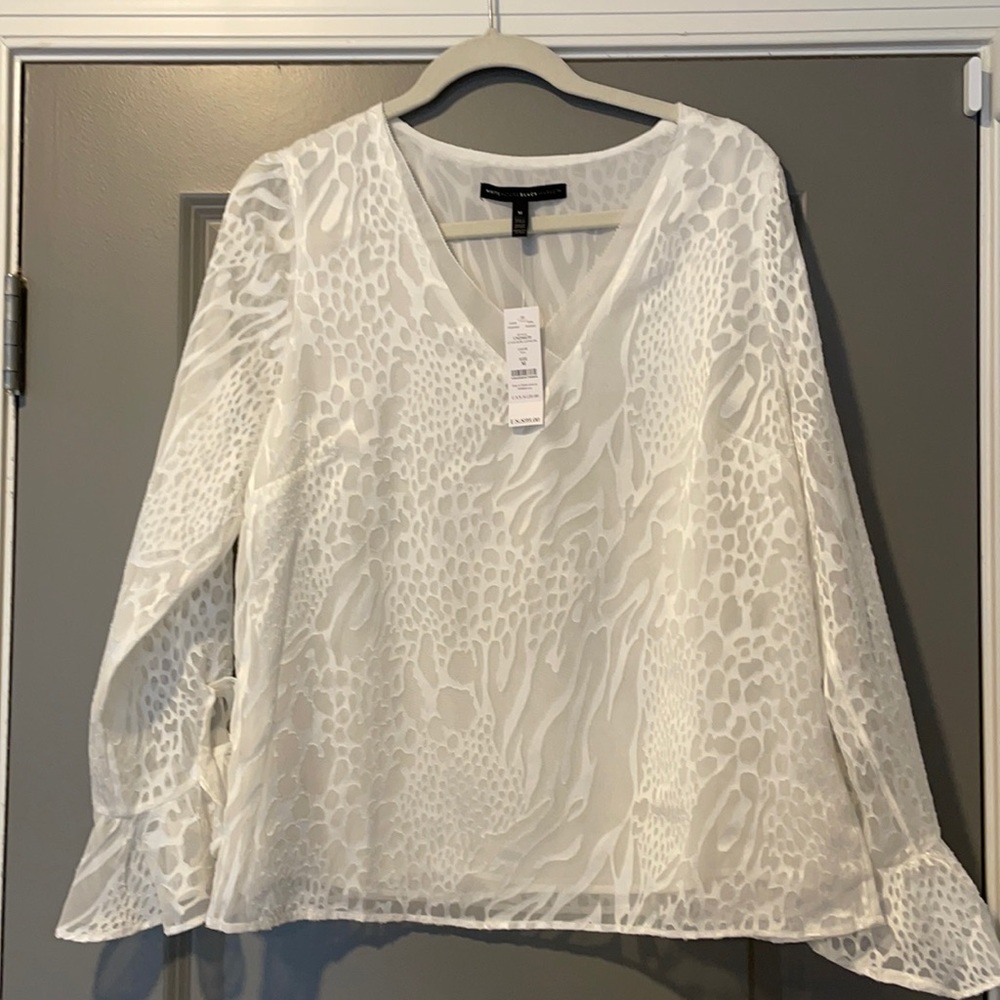 White House Black Market Long sleeve v neck blouse with ruffle cuff sleeves
